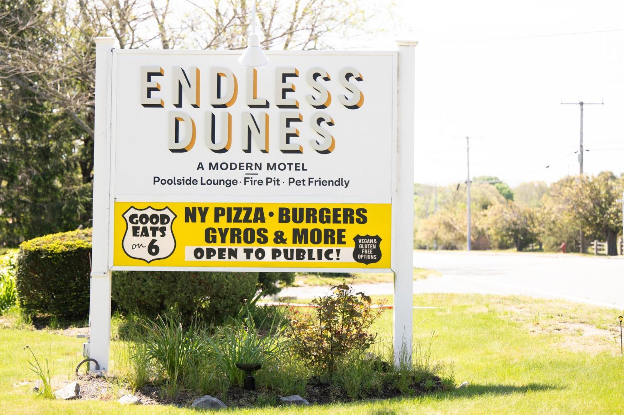 Endless Dunes, A Modern Motel Истхем Экстерьер фото